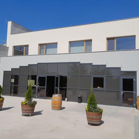 Pension Vinarstvi Klucov מראה חיצוני תמונה